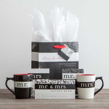 Mr. & Mrs. Gift Set - 5 pieces